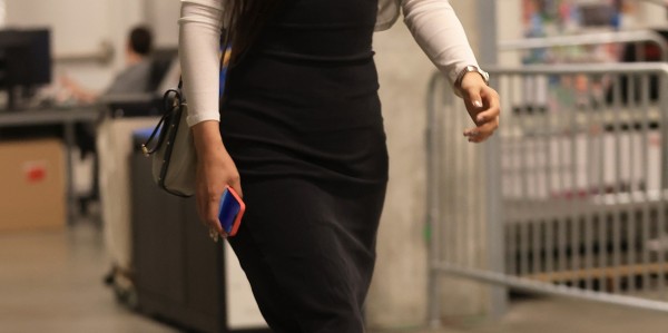 李月汝回应感情状况：暂不公开细节 婚讯将第一时间告知公众