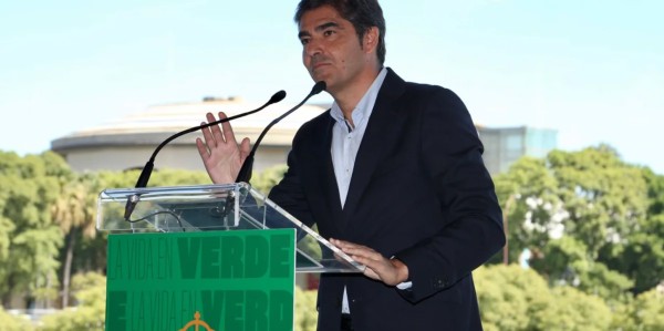 贝蒂斯主席：安东尼是世界级球员，不认为这笔投入是抵押贷款