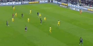 星空体育-【意甲】卡卢卢造红牌卡瓦尔造乌龙，尤文1比0拉齐奥