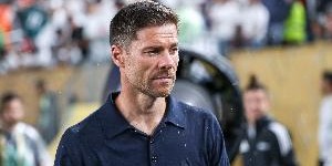 主持人：阿隆索在前五场比赛中所赢得的赞誉，是否今天全部消失了