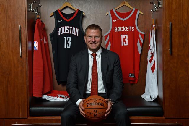 861956776-houston-rockets-introduce-tilman-fertitta.jpg.jpg